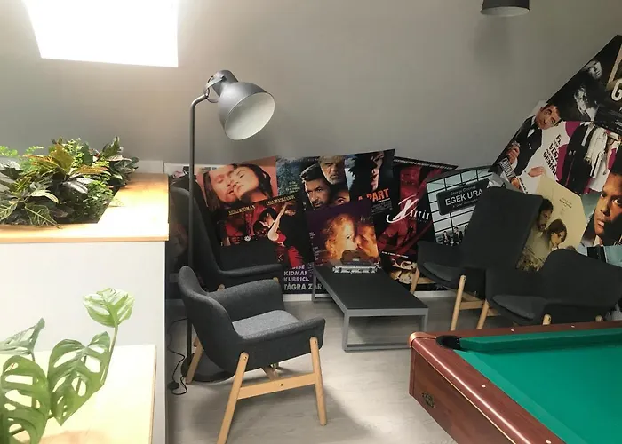 Zimo Taliandoeroegdi Mozihaz דירה *