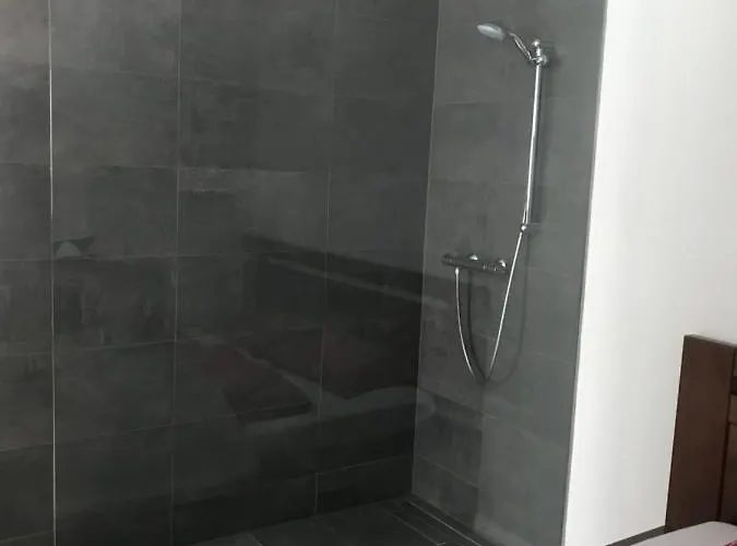 Zimo Taliandoeroegdi Mozihaz * Taliandorogd