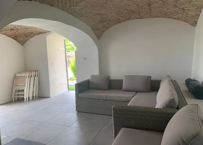 Zimo Taliandoeroegdi Mozihaz * Taliandorogd