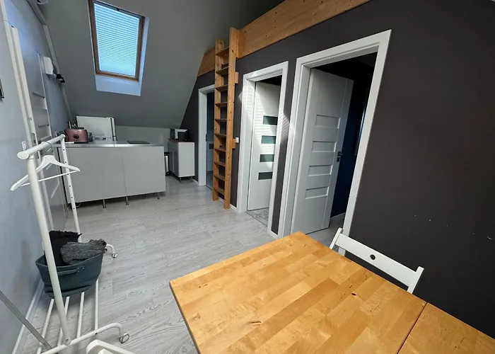 דירה Zimo Taliandoeroegdi Mozihaz