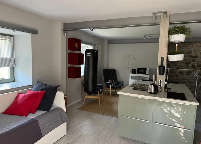 Zimo Taliandoeroegdi Mozihaz *